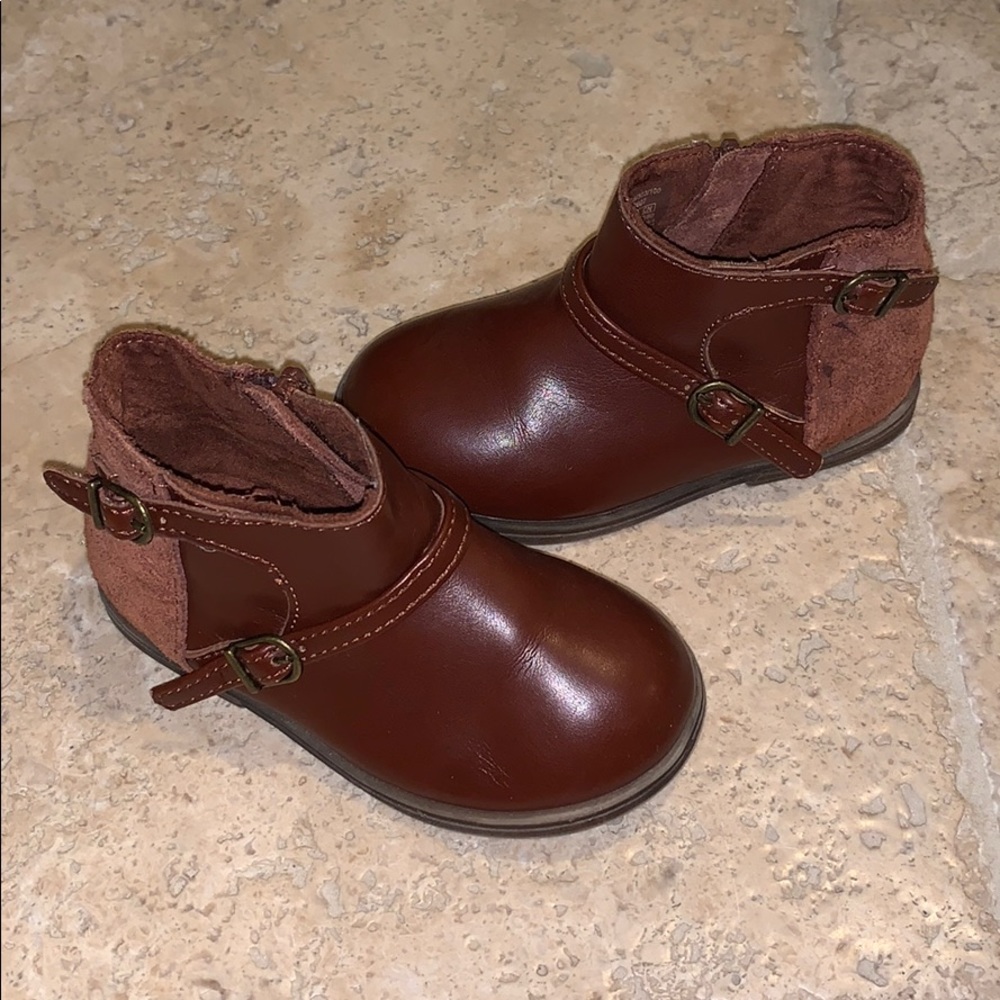 Zara size 22 baby girl brown bootie zipper closure